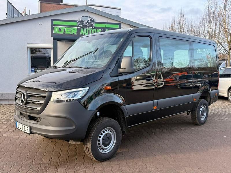 Neu Mercedes Sprinter 190 PS (139 kW) 2026 Schwarz Van
