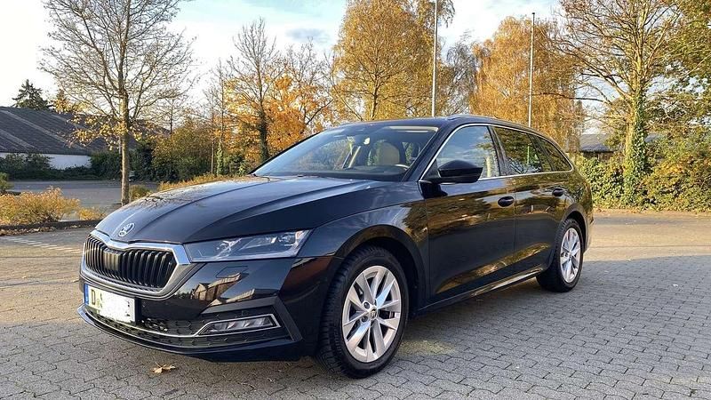 Schwarz Gebraucht 2020 Skoda Octavia Kombi | 19.900 € (Fairer Preis) - Bild 1/4