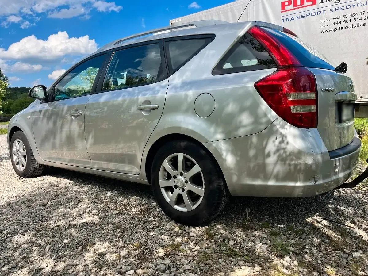 Używany Kia Ceed 2007 Szary Hatchback
