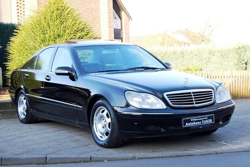 Schwarz Gebraucht 1999 Mercedes S320 Limousine | 5.950 € (Fairer Preis) - Bild 1/4