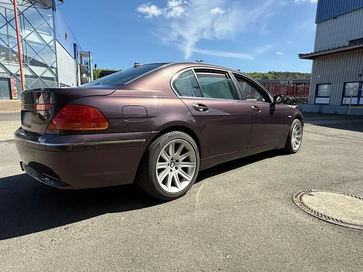 Gebraucht BMW 745L 333 PS (244 kW) 2003 Limousine