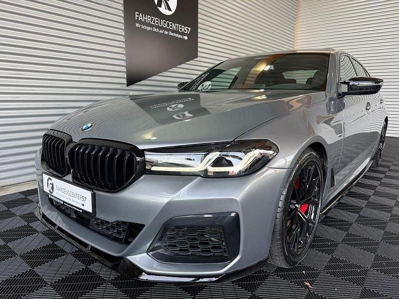 Gebraucht BMW M550 Performance 530 PS (389 kW) 2023 Grau Limousine