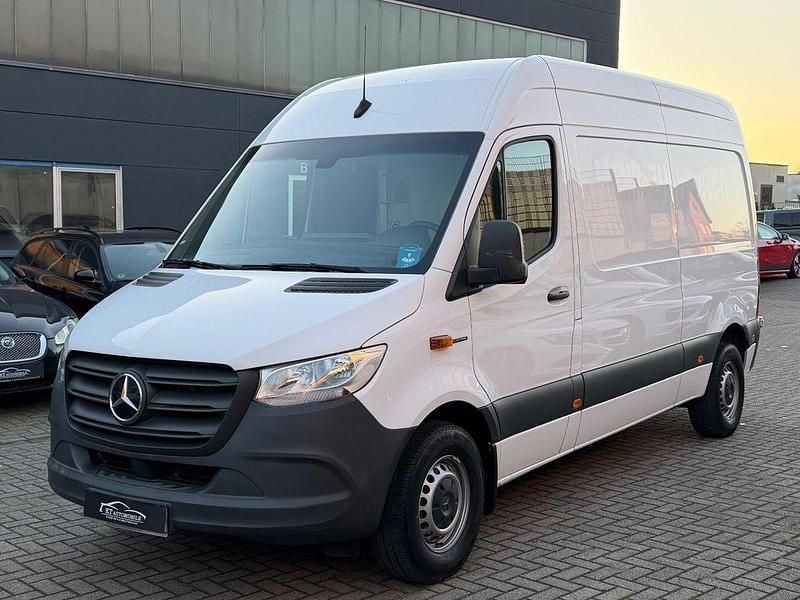 Gebraucht Mercedes E-Sprinter 85 kW (116 PS) 2022 Weiß Van
