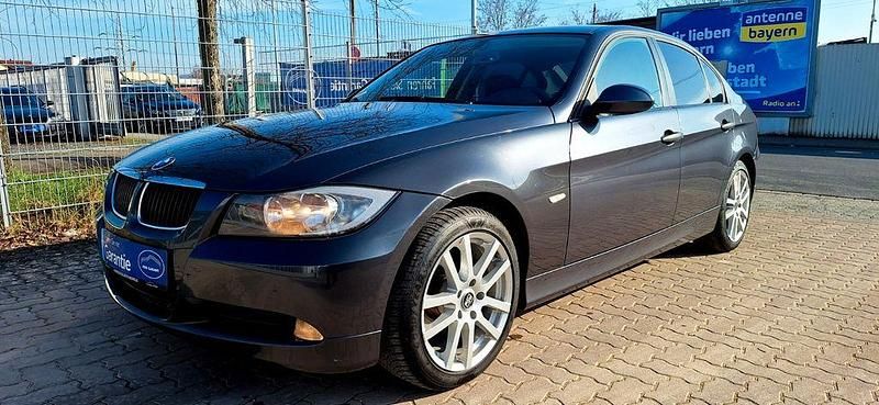 Gebraucht BMW 318 129 PS (94 kW) 2005 Grau Limousine