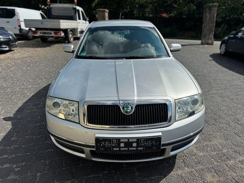 Silber Gebraucht 2006 Skoda Superb Elegance Limousine | 2.999 € (Fairer Preis) - Bild 1/4