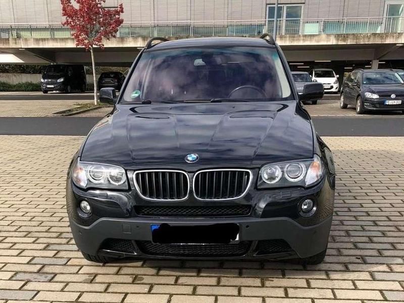 Black sapphire metallic (metallic) Gebraucht 2007 BMW X3 SUV | 4.799 € (Superpreis) - Bild 1/4