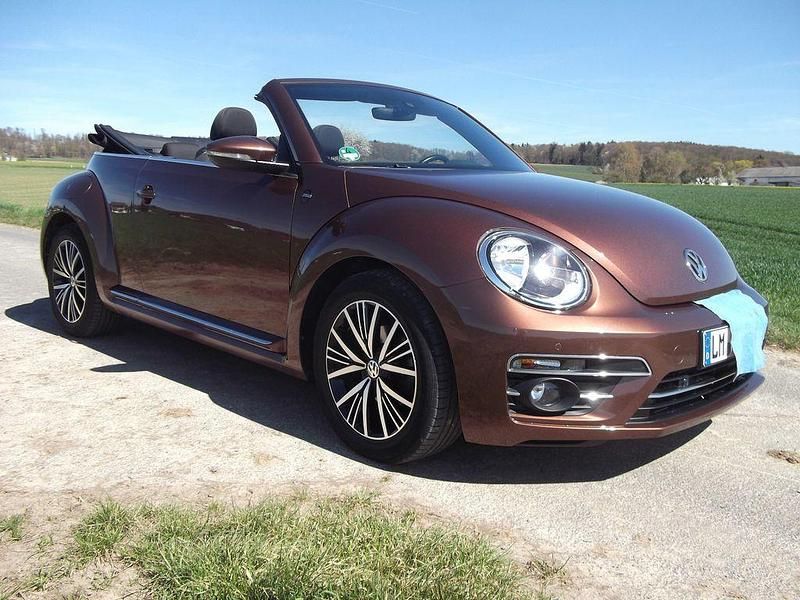 Gebraucht VW Beetle Sound 105 PS (77 kW) 2017 Braun Kleinwagen