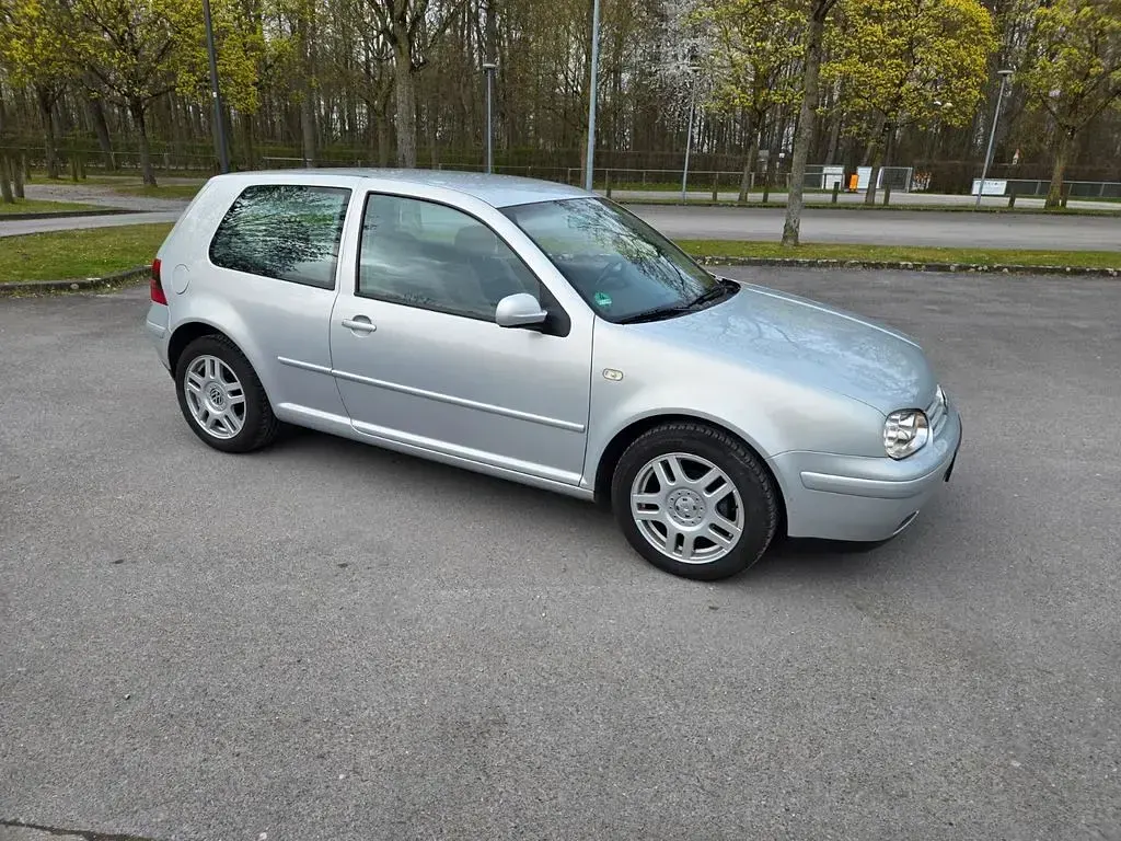 Gebraucht VW Golf III 101 PS (74 kW) 1999 Silber Limousine