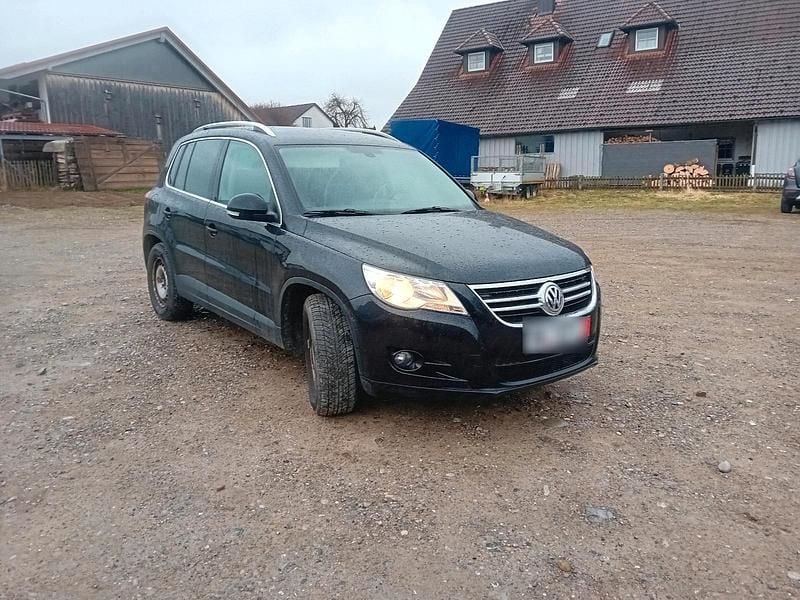 Gebraucht VW Tiguan 140 PS (102 kW) 2008 Schwarz SUV