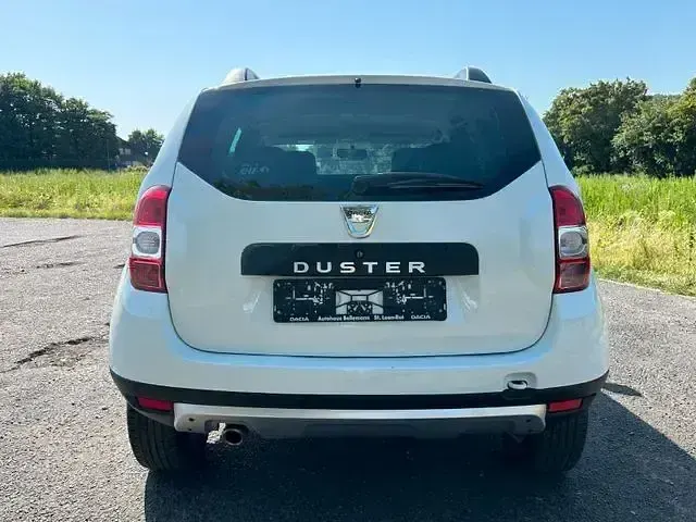 Gebraucht Dacia Duster Prestige 109 PS (80 kW) 2014 Weiss SUV