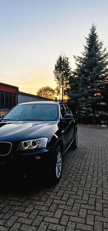 Gebraucht BMW X3 184 PS (135 kW) 2012 Schwarz SUV
