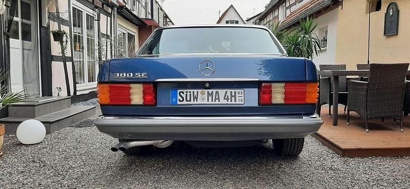 Gebraucht Mercedes 380 SE 204 PS (150 kW) 1981 Blau Limousine