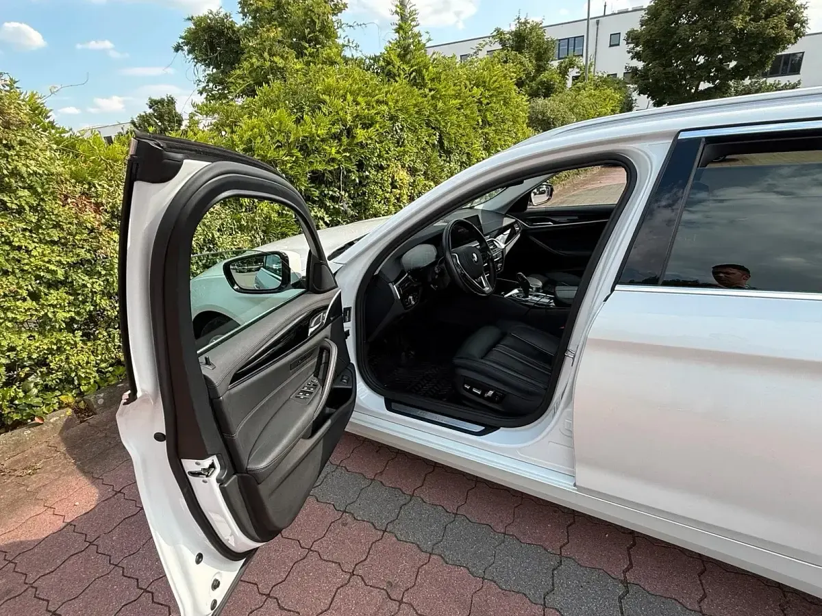 Gebraucht BMW 530 Luxury Line 265 PS (194 kW) 2019 Weiß Kombi