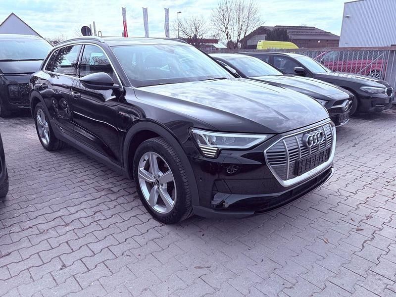 Gebraucht Audi e-tron Sport 230 kW (313 PS) 2021 Schwarz SUV