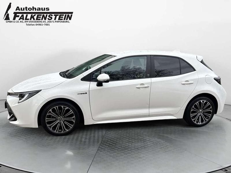 Gebraucht Toyota Corolla Team 122 PS (89 kW) 2022 Schneeweiß Limousine