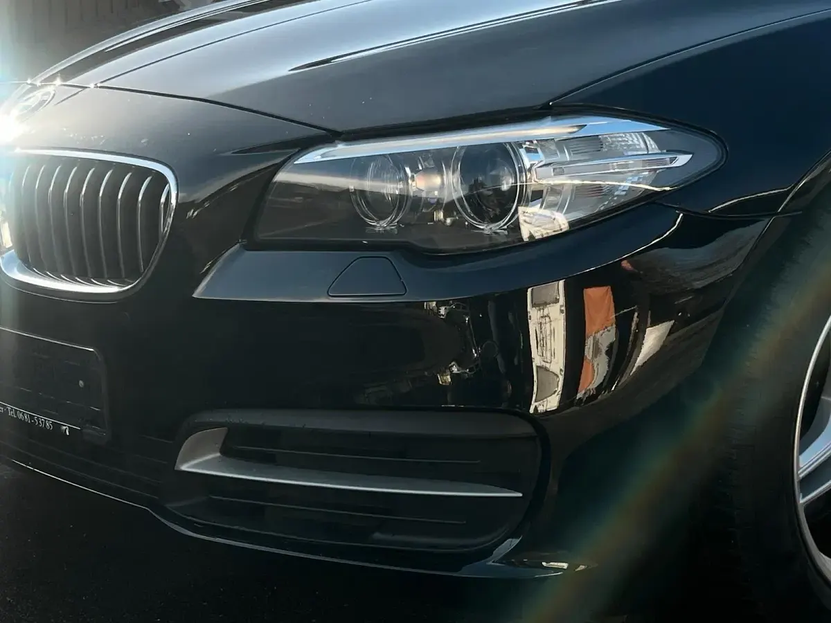 Gebraucht BMW 520 Performance 190 PS (139 kW) 2015 Black sapphire metallic Kombi