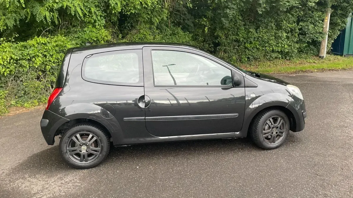 Gebraucht Renault Twingo 58 PS (42 kW) 2009 Schwarz Kleinwagen