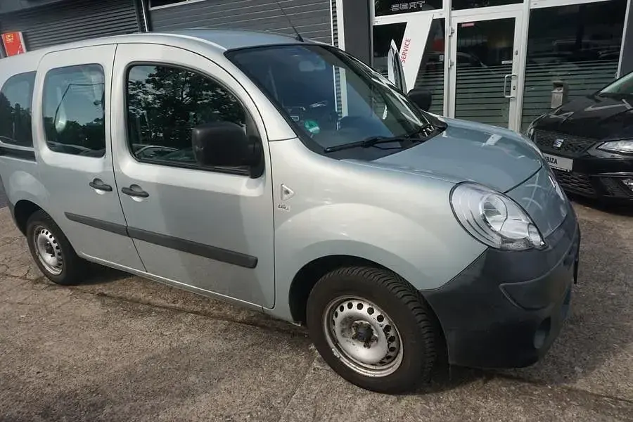 Gebraucht Renault Kangoo Rapid Extra 106 PS (77 kW) 2012 Silber Van / Kleinbus