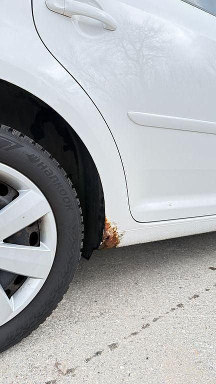 Gebraucht VW Touran Match 140 PS (102 kW) 2012 Weiß Van / Kleinbus