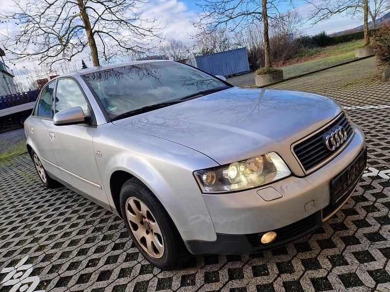 Gebraucht Audi A4 90 PS (66 kW) 2001 Silber Limousine