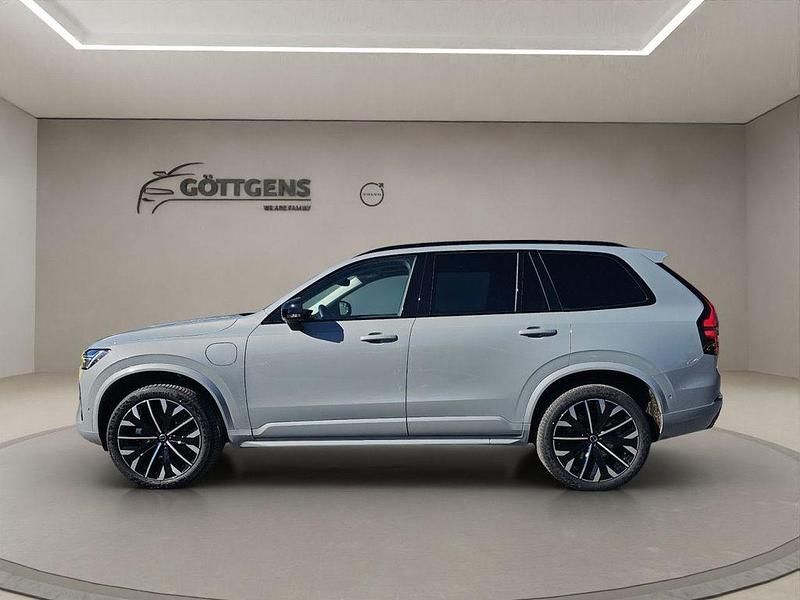 Neu Volvo XC90 Plus 455 PS (334 kW) 2026 Grau SUV