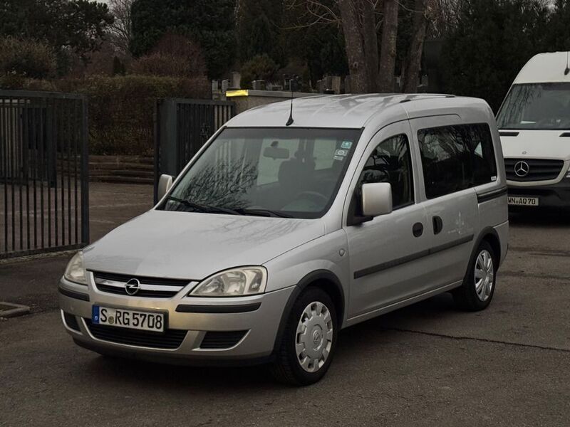 Silber Gebraucht 2006 Opel Combo Edition Van / Kleinbus | 1.499 € (Guter Preis) - Bild 1/4