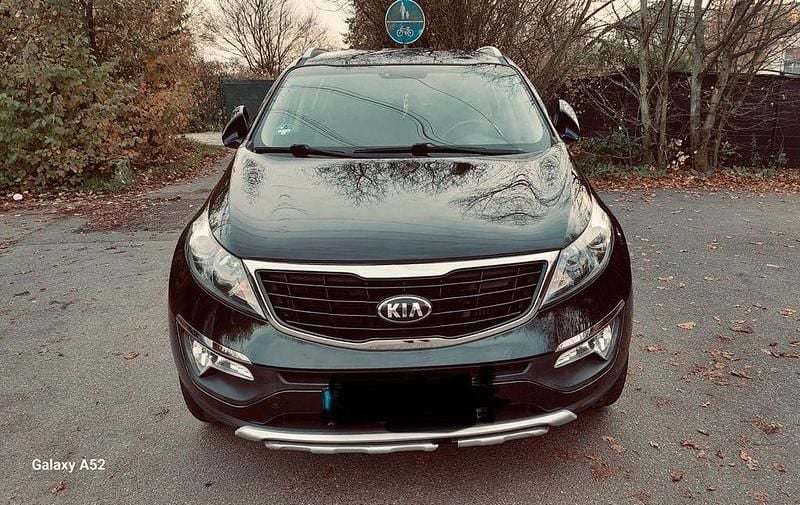Schwarz Gebraucht 2014 Kia Sportage Vision SUV | 12.300 € (Fairer Preis) - Bild 1/4