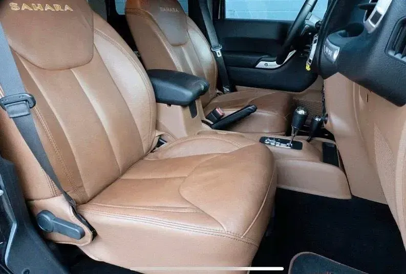 Gebraucht Jeep Wrangler Sahara 200 PS (147 kW) 2014 Schwarz SUV