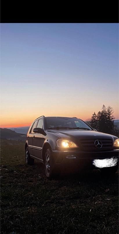 Gebraucht 2003 Mercedes ML270 SUV | 7.950 € - Bild 1/4