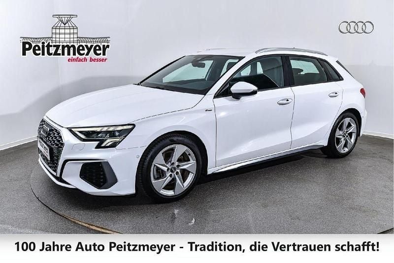 Weiß Gebraucht 2020 Audi A3 Sportback S-Line Kombi | 26.490 € (Etwas zu teuer) - Bild 1/4