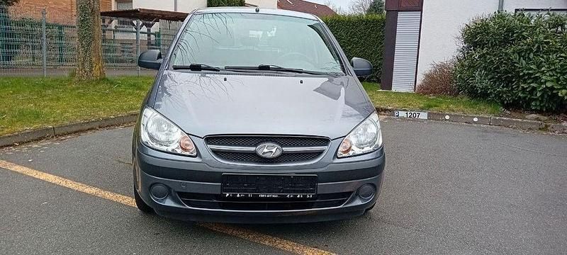 Gebraucht Hyundai Getz 97 PS (71 kW) 2009 Grau Kleinwagen