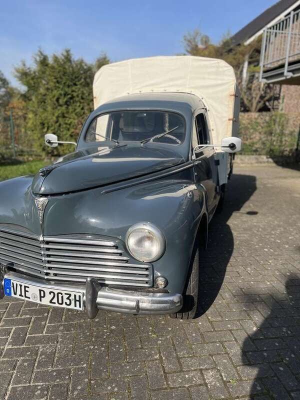 Blau Gebraucht 1956 Peugeot 203 Van | 19.500 € - Bild 1/4