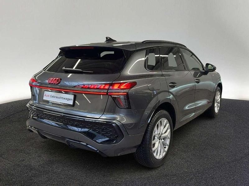 Gebraucht Audi Q3 150 PS (110 kW) 2025 Daytonagrau perleffekt SUV