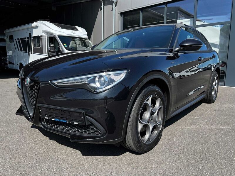 Schwarz Gebraucht 2021 Alfa Romeo Stelvio Sprint SUV | 26.880 € (Fairer Preis) - Bild 1/4