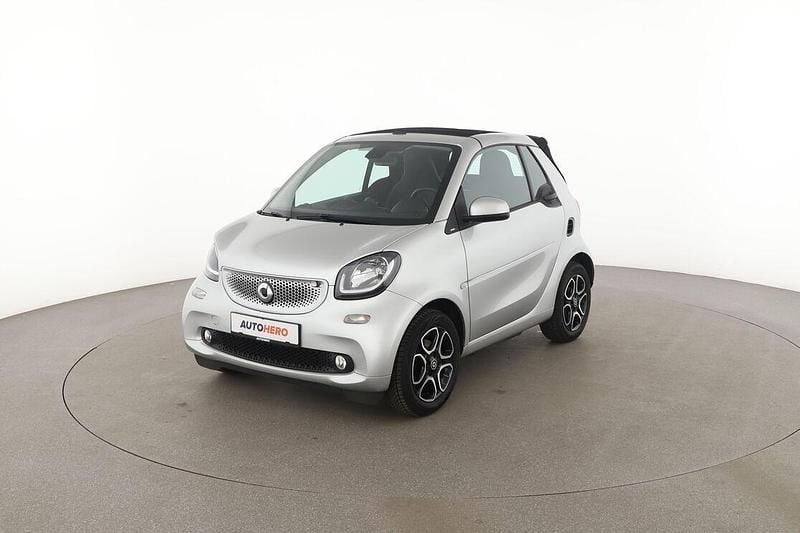 Silber Gebraucht 2018 Smart ForTwo Cabrio Basis Cabrio | 15.020 € (Fairer Preis) - Bild 1/3