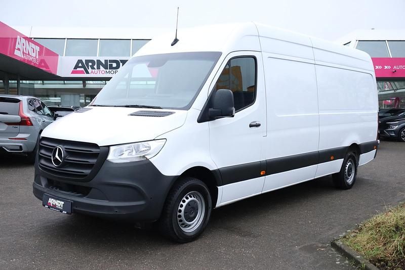 Gebraucht Mercedes Sprinter 170 PS (125 kW) 2023 Arktikweiß Van