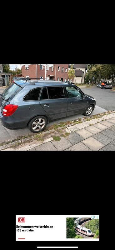 Andere farben Gebraucht 2009 Skoda Fabia Kombi | 2.250 € (Fairer Preis) - Bild 1/4