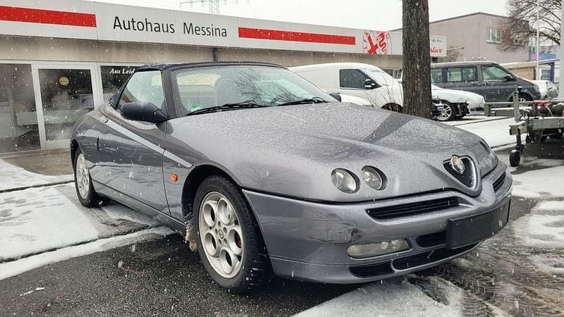 Grau Gebraucht 1999 Alfa Romeo Spider Cabrio | 5.500 € (Superpreis) - Bild 1/4