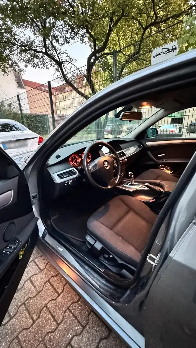 Usata BMW 520 177 CV (130 kW) 2008 Grigio Berlina