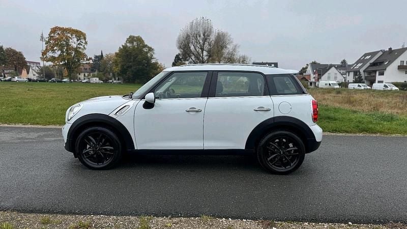 Gebraucht Mini Cooper Countryman 111 PS (81 kW) 2012 Weiß SUV