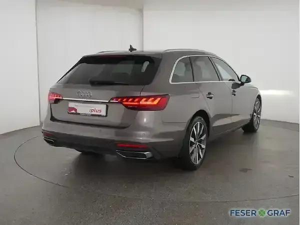Gebraucht Audi A4 S-Line 163 PS (119 kW) 2022 Terragrau metallic Kombi