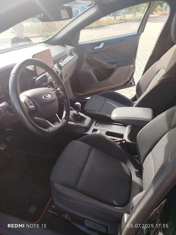 Gebraucht Ford Focus ST-Line 150 PS (110 kW) 2019 Schwarz Kombi