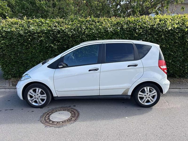 Weiß Gebraucht 2007 Mercedes A160 Kleinwagen | 3.450 € (Fairer Preis) - Bild 1/4