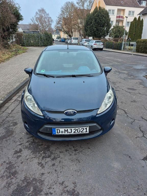 Gebraucht Ford Fiesta Trend 82 PS (60 kW) 2009 Blau Kleinwagen