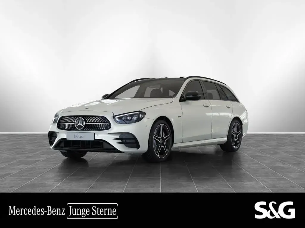 Gebraucht Mercedes E300 AMG 194 PS (142 kW) 2021 Kombi
