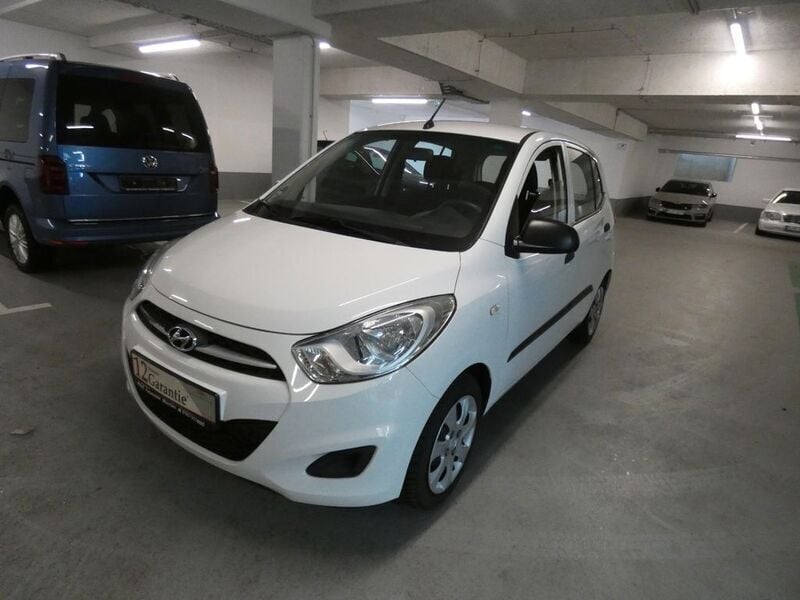 Weiß Gebraucht 2013 Hyundai i10 Edition Kleinwagen | 3.499 € (Guter Preis) - Bild 1/4