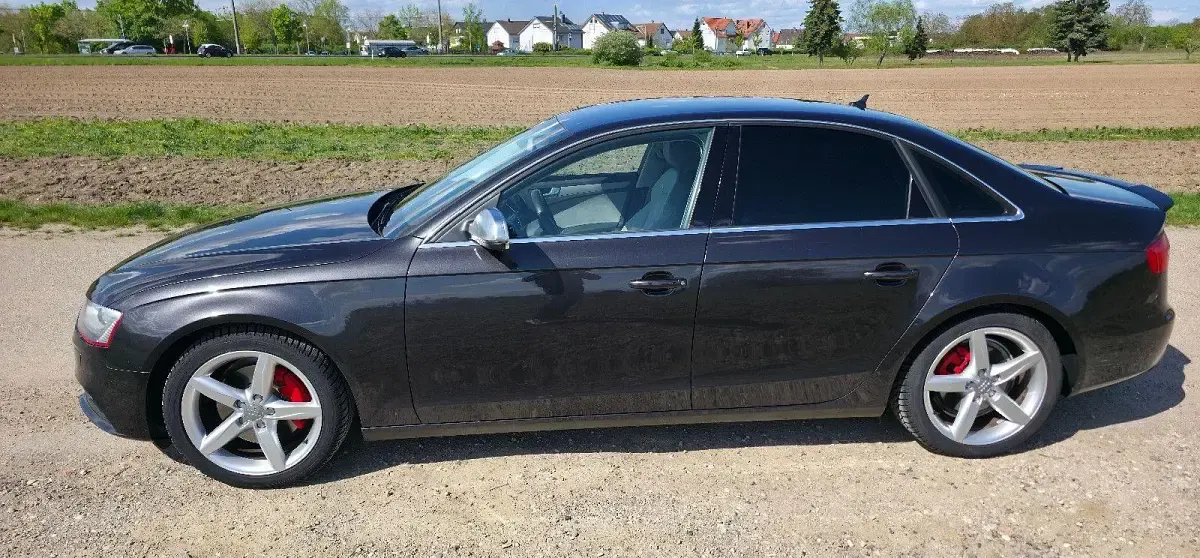 Gebraucht Audi A4 245 PS (180 kW) 2013 Schwarz Limousine
