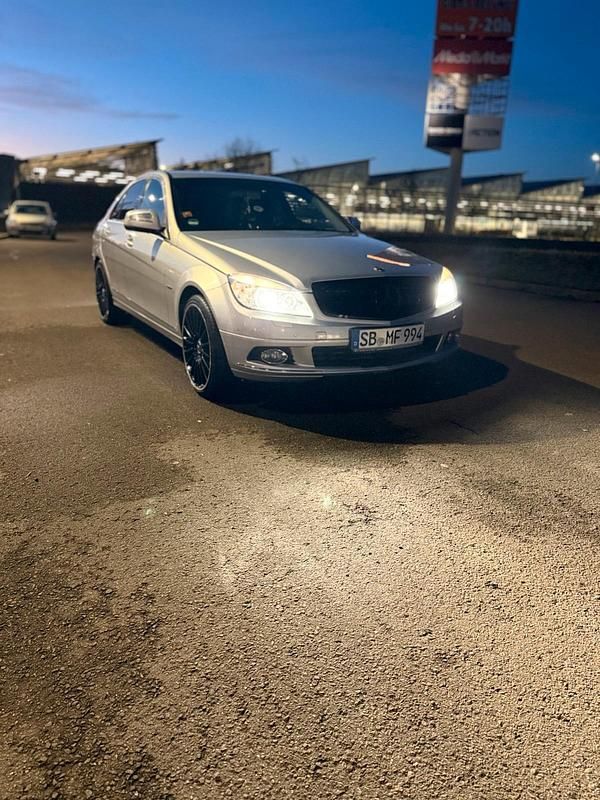 Gebraucht Mercedes C220 170 PS (125 kW) 2007 Silber Limousine