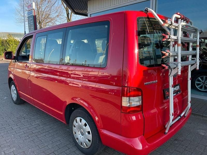 Gebraucht VW Multivan 131 PS (96 kW) 2004 Rot Van / Kleinbus