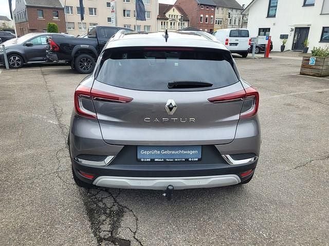 Gebraucht Renault Captur Techno 158 PS (116 kW) 2023 Grau SUV